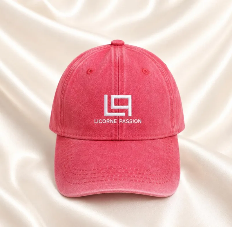 Casquette dégradée rouge